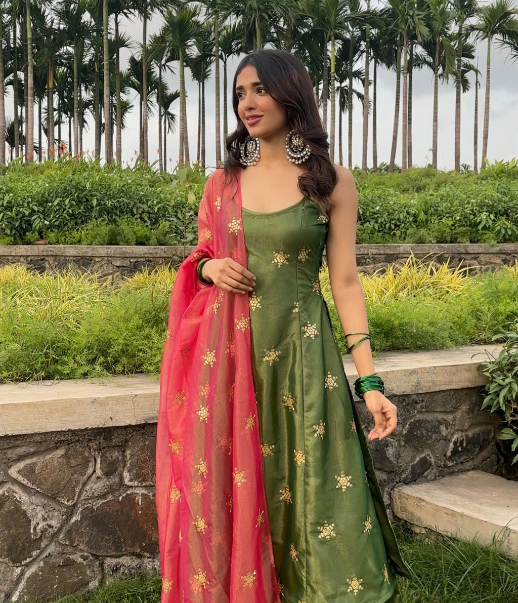 Masakali Suit Set